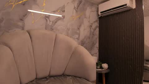 Im Katherine but call me Kate  online show from 04-23-26, 12:29