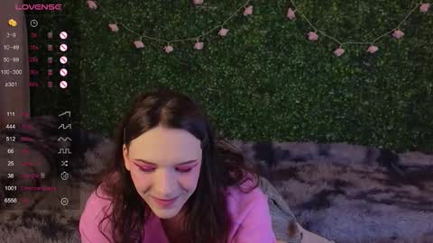 Snapshot of katerinnna chatting on 02-11-26, 04:12 Katerina online show from 02-11-26, 04:12