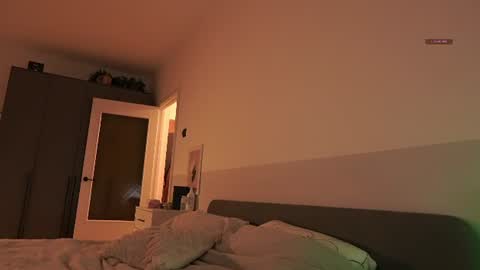 katesee online show from 06-24-26, 09:14
