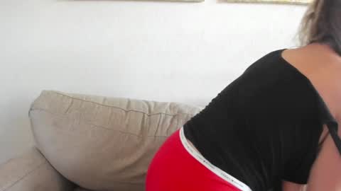 Snapshot of kateskurves chatting on 01-06-26, 02:32 Kates Kurves online show from 01-06-26, 02:32