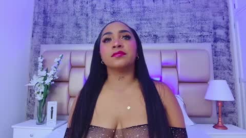 Snapshot of katevenegas chatting on 01-26-25, 02:52 Kate Venegas online show from 01-26-25, 02:52