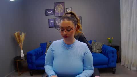 Snapshot of katewalker_ chatting on 12-03-24, 06:17 Kate online show from 12-03-24, 06:17