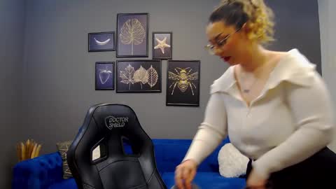 Snapshot of katewalker_ chatting on 01-29-25, 06:39 Kate online show from 01-29-25, 06:39