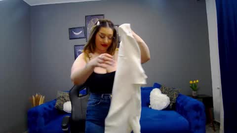 Snapshot of katewalker_ chatting on 01-31-25, 12:28 Kate online show from 01-31-25, 12:28