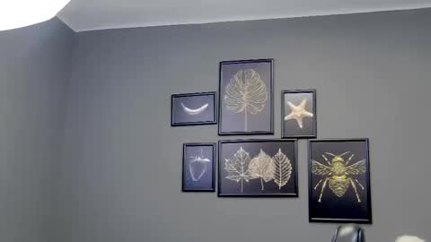 Snapshot of katewalker_ chatting on 03-11-25, 12:22 Kate online show from 03-11-25, 12:22