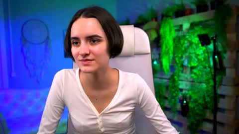 katewillows online show from 03-02-26, 04:25