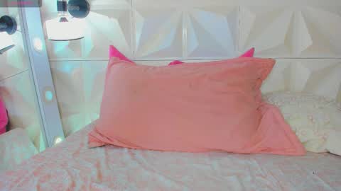 Snapshot of kathalinaxvip chatting on 12-17-25, 01:22 katha online show from 12-17-25, 01:22