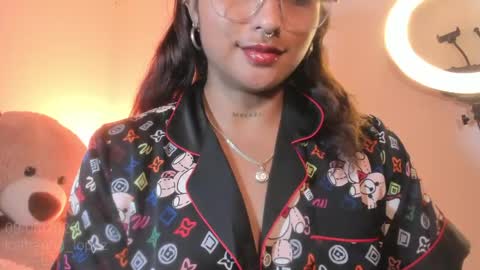 Snapshot of katharina_lopez chatting on 06-09-26, 10:10 Katha online show from 06-09-26, 10:10