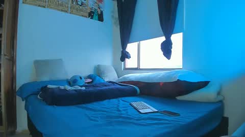 Snapshot of kathc_19 chatting on 02-07-25, 10:20 Katerine online show from 02-07-25, 10:20