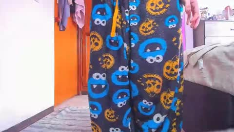 Snapshot of kathc_19 chatting on 03-07-25, 02:12 Katerine online show from 03-07-25, 02:12