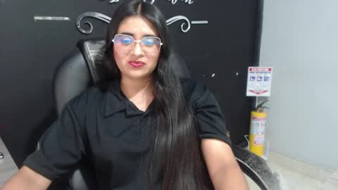 Call me Lau  online show from 05-07-26, 10:26