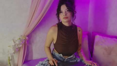 KatheGomez  online show from 06-15-26, 02:03