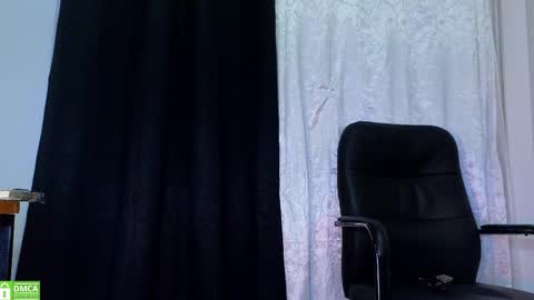 Snapshot of katherinepeti chatting on 10-21-25, 06:14 KT new account online show from 10-21-25, 06:14