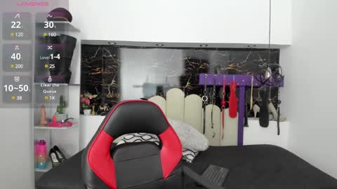 Snapshot of kathia_arnstrong chatting on 12-26-24, 01:54 Kathia online show from 12-26-24, 01:54