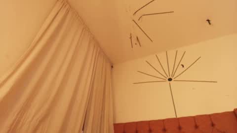 Katherine  online show from 11-28-25, 09:28