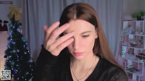 Snapshot of kathrineschnitman chatting on 01-09-26, 04:04 Lola online show from 01-09-26, 04:04