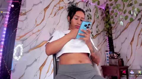 Snapshot of katia606424 chatting on 05-31-26, 06:20 Katia online show from 05-31-26, 06:20