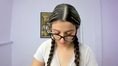 Snapshot of katia_foxx chatting on 02-12-25, 12:55 Khaterine online show from 02-12-25, 12:55