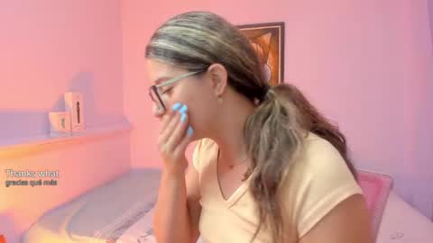 Snapshot of katia_foxx chatting on 03-09-25, 12:20 Khaterine online show from 03-09-25, 12:20