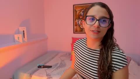 Snapshot of katia_foxx chatting on 03-12-25, 05:35 Khaterine online show from 03-12-25, 05:35