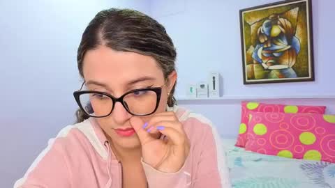 Snapshot of katia_foxx chatting on 09-14-25, 12:04 Khaterine online show from 09-14-25, 12:04