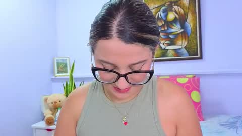 Snapshot of katia_foxx chatting on 09-23-25, 11:57 Khaterine online show from 09-23-25, 11:57