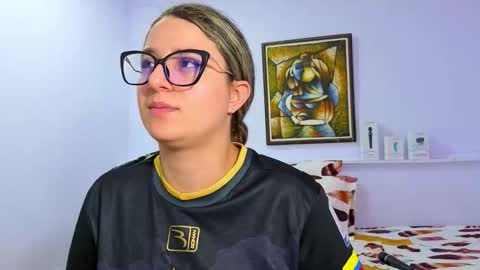 Snapshot of katia_foxx chatting on 10-01-25, 11:55 Khaterine online show from 10-01-25, 11:55