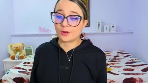 Snapshot of katia_foxx chatting on 10-03-25, 11:40 Khaterine online show from 10-03-25, 11:40