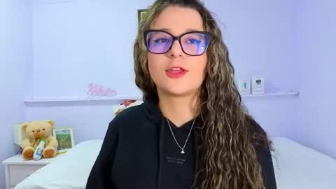 Snapshot of katia_foxx chatting on 10-08-25, 11:41 Khaterine online show from 10-08-25, 11:41