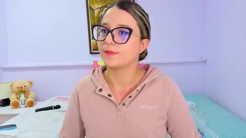 Snapshot of katia_foxx chatting on 10-27-25, 11:58 Khaterine online show from 10-27-25, 11:58