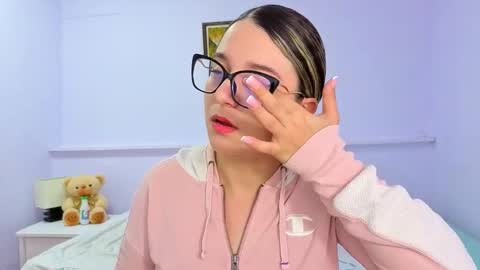 Snapshot of katia_foxx chatting on 10-30-25, 11:55 Khaterine online show from 10-30-25, 11:55