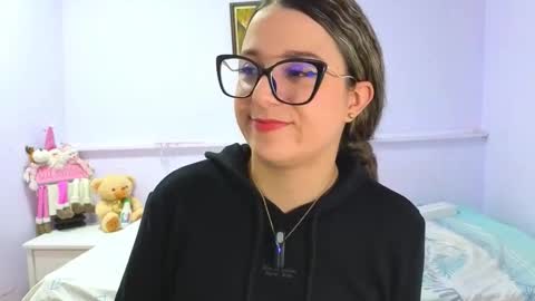 Snapshot of katia_foxx chatting on 11-15-25, 12:02 Khaterine online show from 11-15-25, 12:02