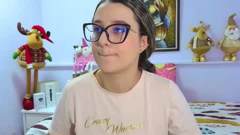 Snapshot of katia_foxx chatting on 11-21-25, 11:53 Khaterine online show from 11-21-25, 11:53