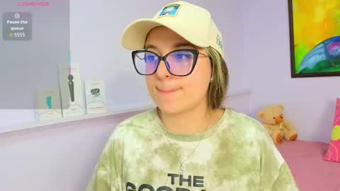 Snapshot of katia_foxx chatting on 02-07-26, 12:14 Khaterine online show from 02-07-26, 12:14