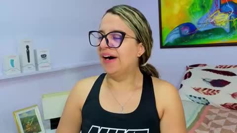 Snapshot of katia_foxx chatting on 02-20-26, 12:05 Khaterine online show from 02-20-26, 12:05