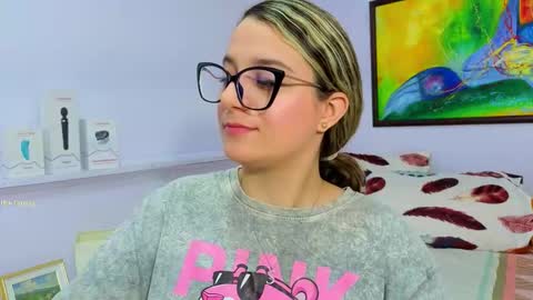 Snapshot of katia_foxx chatting on 02-24-26, 12:03 Khaterine online show from 02-24-26, 12:03