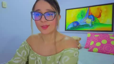 Khaterine online show from 06-12-26, 12:15