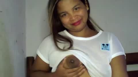 Snapshot of katibeauty00 chatting on 03-11-26, 06:19 katibeauty00 online show from 03-11-26, 06:19