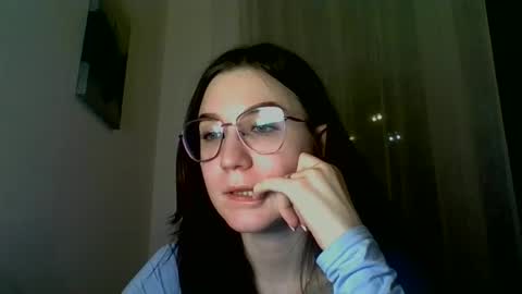 katie_foxi online show from 02-22-25, 06:19