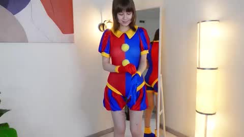 Katie online show from 10-30-25, 01:56