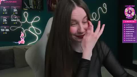 Snapshot of katie_taylorr chatting on 07-22-26, 10:01 Katie online show from 07-22-26, 10:01
