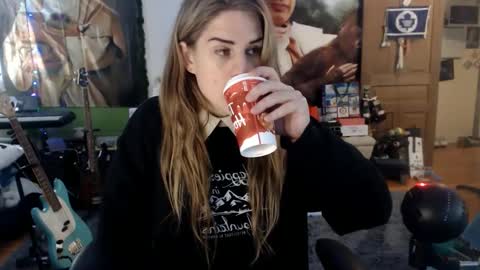 Snapshot of katiecutie_5 chatting on 12-19-24, 04:02 Katie online show from 12-19-24, 04:02