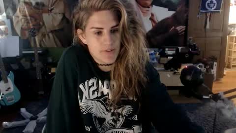 Snapshot of katiecutie_5 chatting on 10-17-25, 06:27 Katie online show from 10-17-25, 06:27