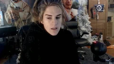 Snapshot of katiecutie_5 chatting on 12-20-25, 06:09 Katie online show from 12-20-25, 06:09