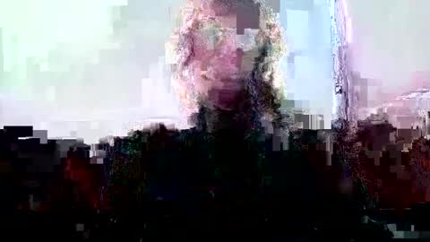 Snapshot of katiethemuse chatting on 10-06-25, 07:44 Katie online show from 10-06-25, 07:44