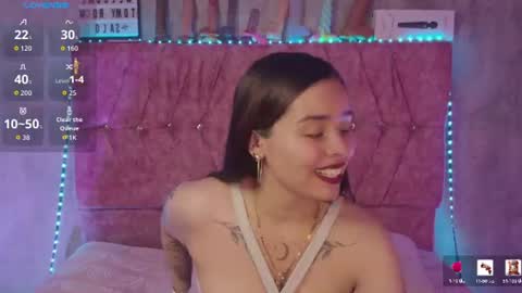 Katie online show from 06-25-26, 12:54