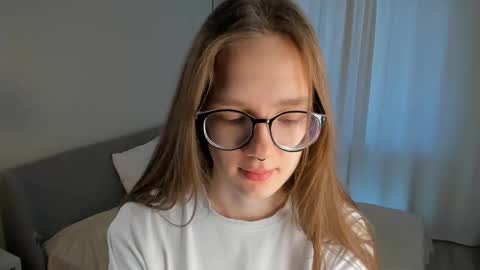 Scarlett online show from 10-18-25, 08:37