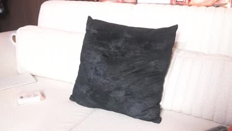 K A T L Y N  online show from 01-15-26, 09:18