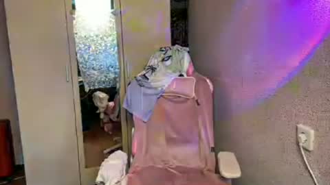Snapshot of katrin_kristal chatting on 07-03-26, 04:02 naked in pvt show 100 tk online show from 07-03-26, 04:02