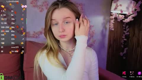 Katrina Bail online show from 11-13-25, 01:15